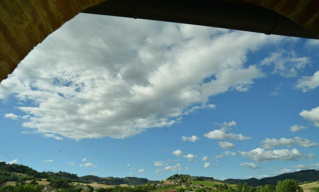 Podere Chiocciola Poggibonsi Esterno foto